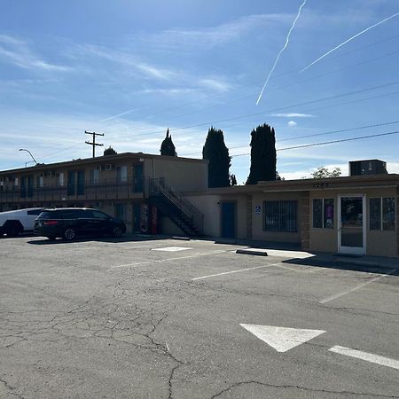 Motel 6 Selma, Ca Εξωτερικό φωτογραφία