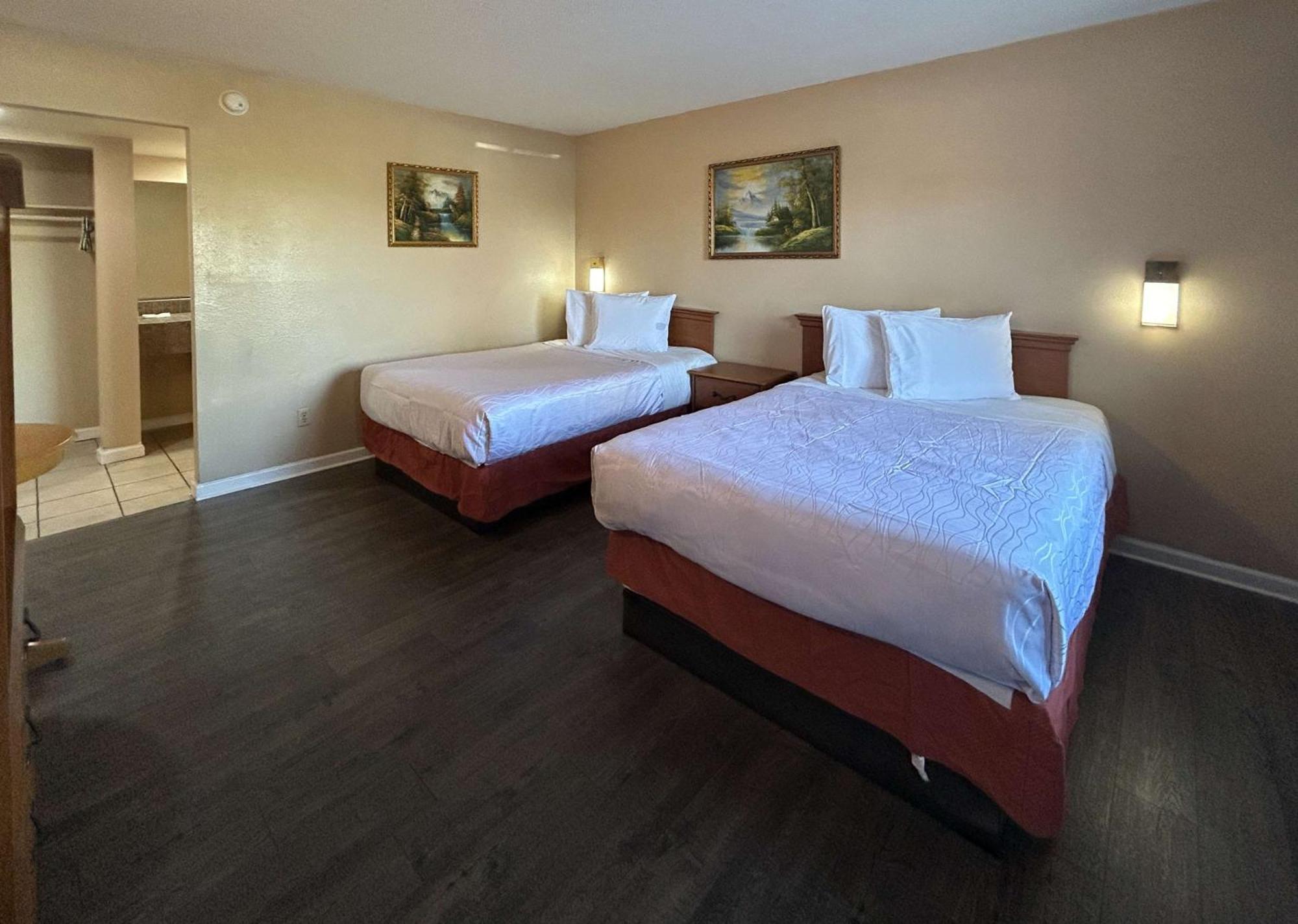 Motel 6 Selma, Ca Εξωτερικό φωτογραφία