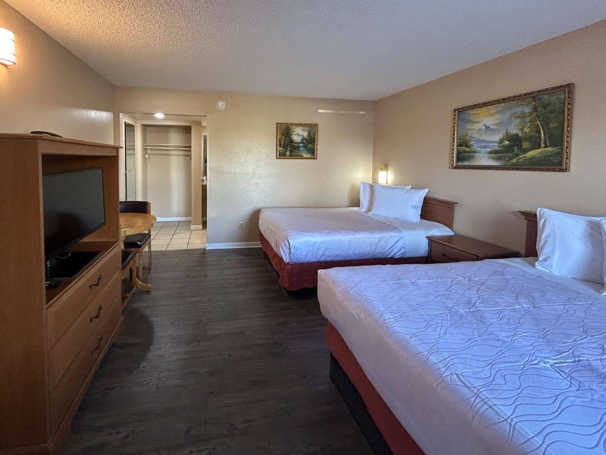 Motel 6 Selma, Ca Εξωτερικό φωτογραφία