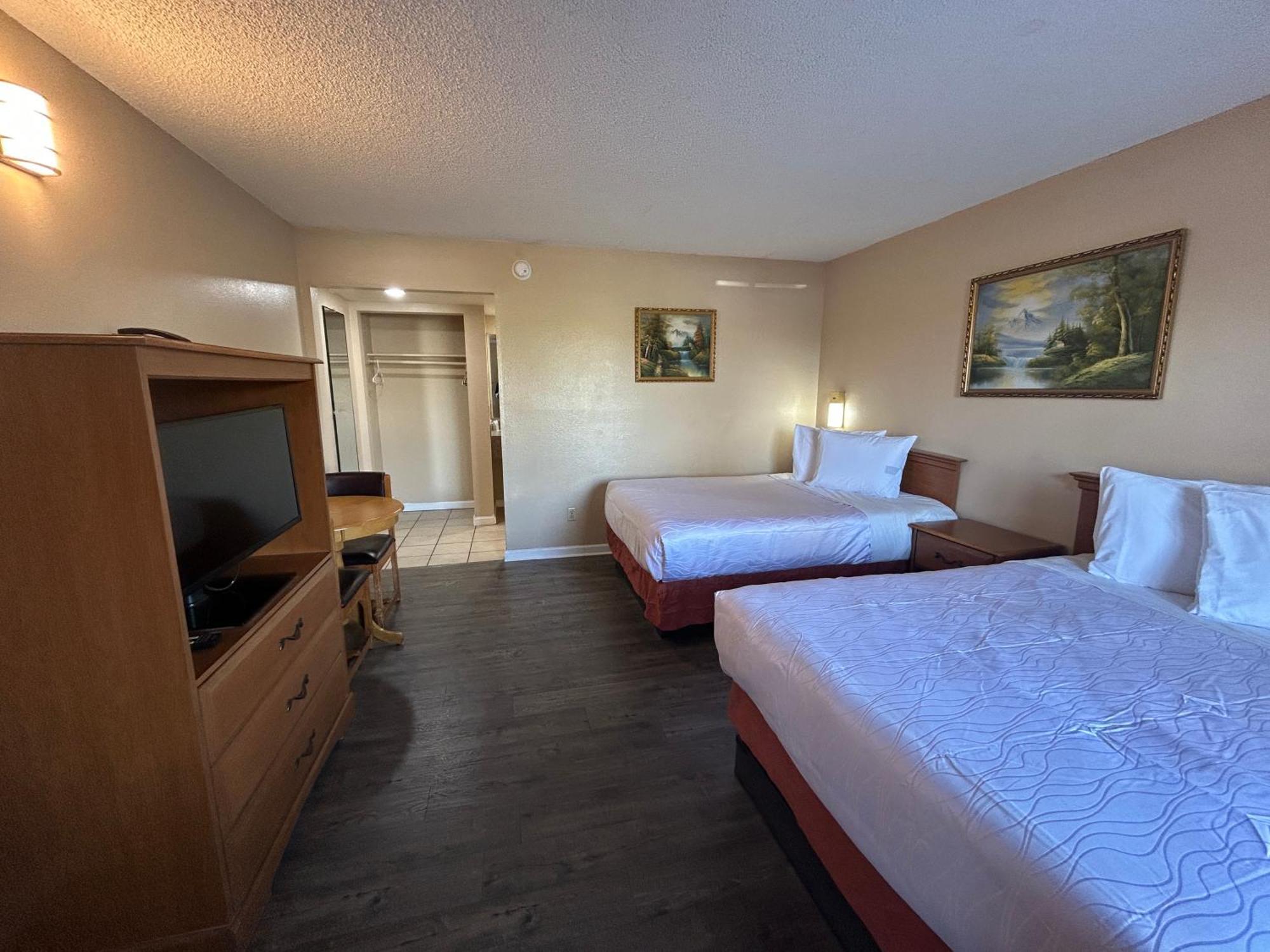 Motel 6 Selma, Ca Εξωτερικό φωτογραφία
