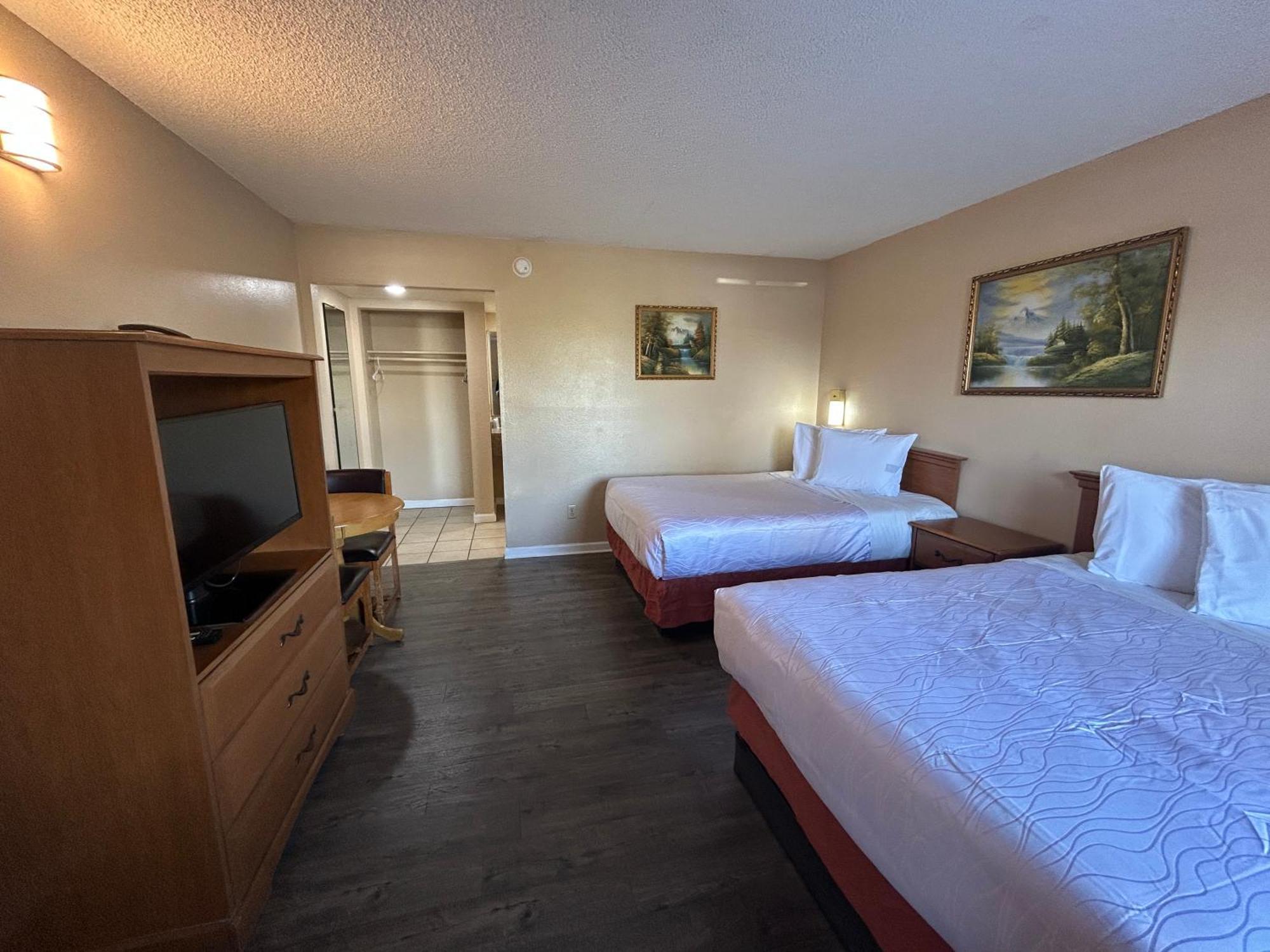 Motel 6 Selma, Ca Εξωτερικό φωτογραφία